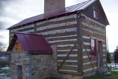 Example of a mountain style home design design in Philadelphia
