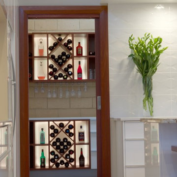 Illuminated wine rack