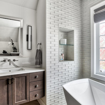 Tiled Walls and Glass Shelf Niche
