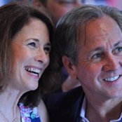 Lori Davidson's photo