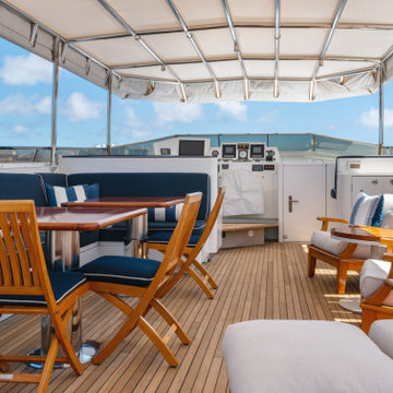Yacht Staging WPB Boat Show