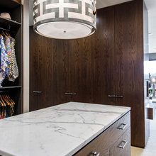 DRESSING ROOM