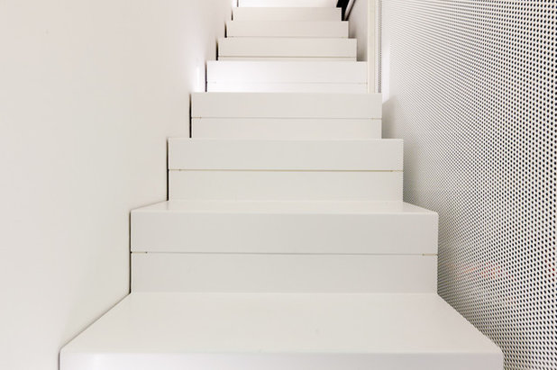Современный Лестница by Paola Maré Interior designer