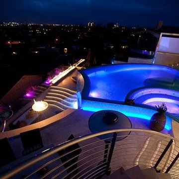Aquamarine Glass Tiled Pool