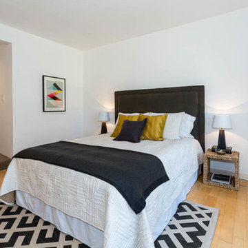 Contemporary art, gold accents, oriental pattern quilt