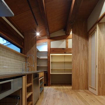 浦田の家　　　　　　　　　　　　　　　　　　キッチンと作業スペース