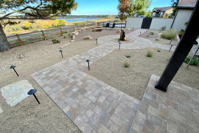 This is an example of a southwestern landscaping in Denver.