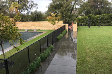 This is an example of a garden in Perth with natural stone pavers.