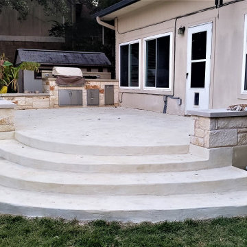 Round Rock Patio Addition in Oakland