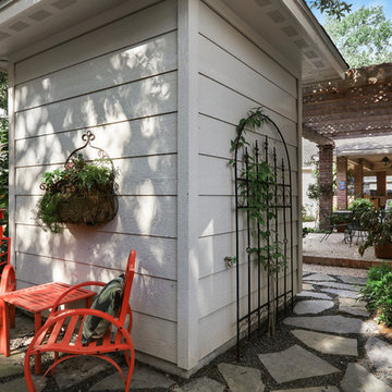 Pool House
