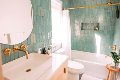 Bathroom - scandinavian bathroom idea in Other