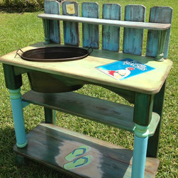Bucket Bar "Beaches" - Outdoor Pub And Bistro Tables
