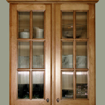 EcoGlass Pyramid Cabinet Glass