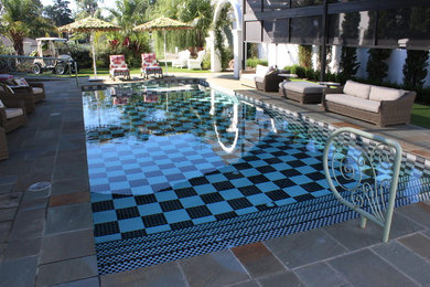 Design ideas for a modern pool in New Orleans.