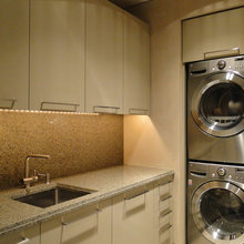 laundry/mud room