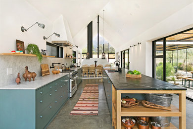 Photo of a country kitchen in Los Angeles.