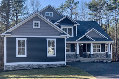 Inspiration for a craftsman exterior home remodel in DC Metro