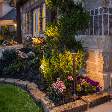 Ashton Woods Model Home - Fieldstone