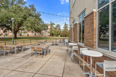Example of a patio design in Other