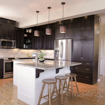 Transitional Kitchen