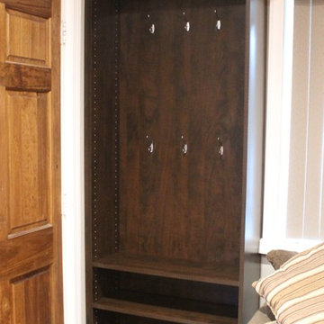 Front Coat Tree with Shoe Storage