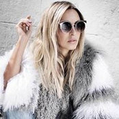 camila carril's photo