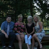 Tina Vaughn- Risseeuw's photo