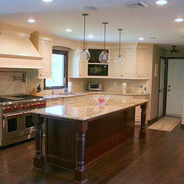 Colonial Kitchens