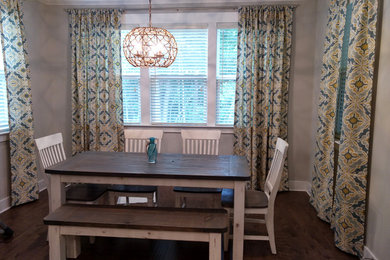 Dining room - coastal dining room idea in Wilmington