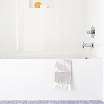 Kids Bathroom Design Dallas – Minimal Tub & Tile Detail | Lark Interiors