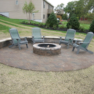 Thornbury Pavers and Brussels block walls