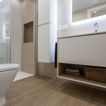 Baño y aseo reforma integral Vicen y Juan