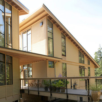 Orcas Island Hillside Home