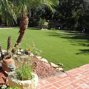Traditional Backyard in La Jolla