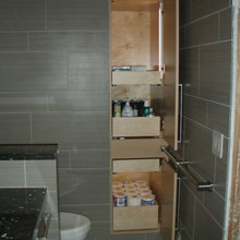 Bath Storage/ Plank wall