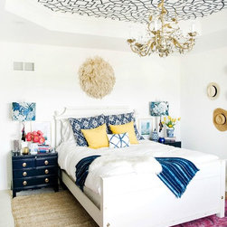 Eclectic Chinoiserie Bedroom - Decorative Accents