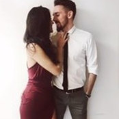 Alex Leaks foto