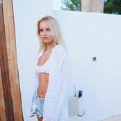 Francesca Mackay's photo