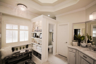 Example of a trendy bathroom design in Dallas