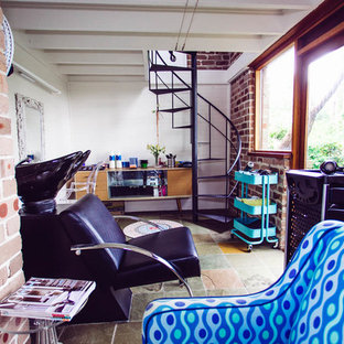 シドニーのトロピカルスタイルのおしゃれなホームジムの写真