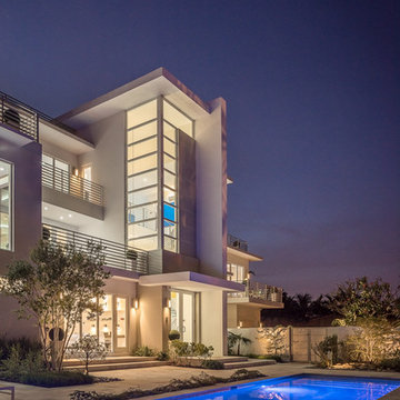 Modernism Defined in a Spacious Miami Beach Home
