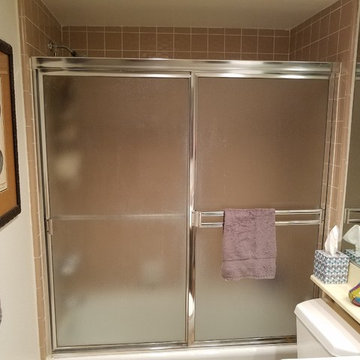 Old Bathroom in Toluca Lake, before Demolition