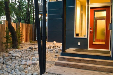 Inspiration for a contemporary home design remodel in Calgary