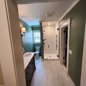 Perrin & Colleen Addition (Master Bathroom), SE GR