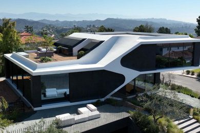 Inspiration for a contemporary exterior home remodel in San Francisco