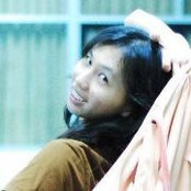 หญิง โอลีฟ's photo