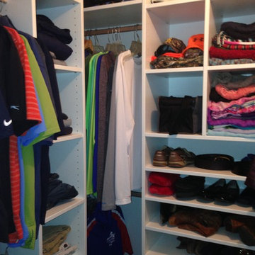 White Melamine Master Closet for Husband and Wife to Share