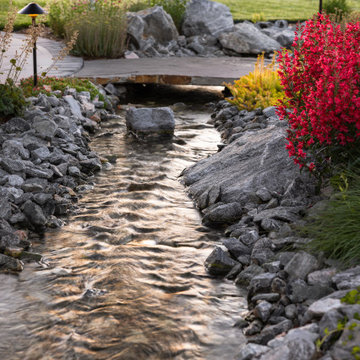 Natural Elements Provide Outdoor Oasis at Contemporary Home