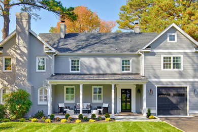 Exterior home idea in Richmond