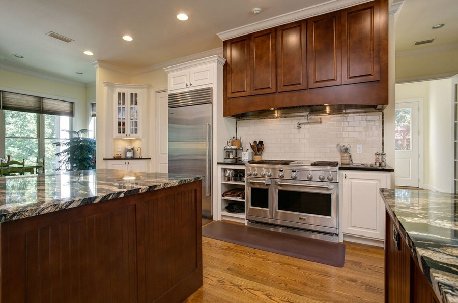 Bath & Kitchen